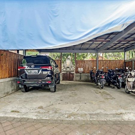 Oyo 90458 Pucuk Bali Guest House Canggu Εξωτερικό φωτογραφία